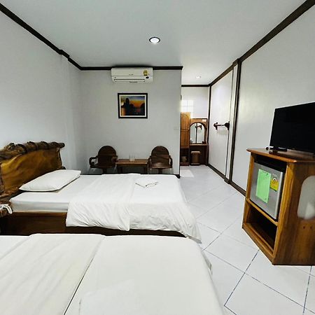 Magmai Hotel And Resort Tak Exterior foto