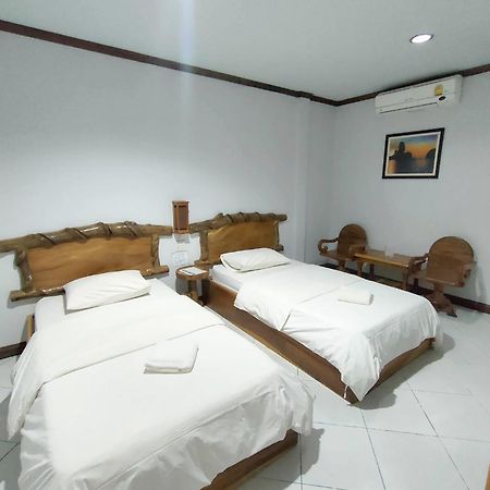 Magmai Hotel And Resort Tak Exterior foto